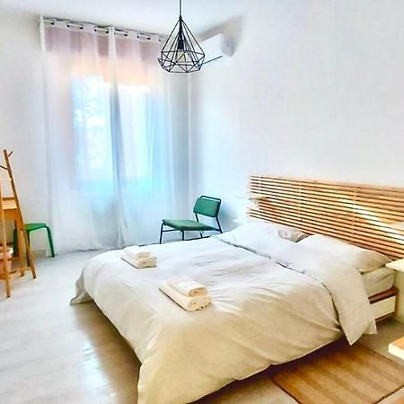 A Quattro Passi Dal Centro Apartment Bologna Bagian luar foto