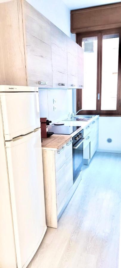 A Quattro Passi Dal Centro Apartment Bologna Bagian luar foto